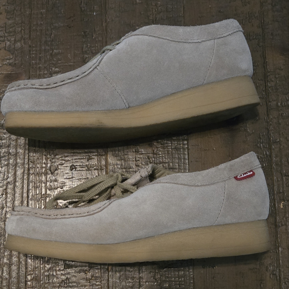 Clarks Original’s Wallabees Women 7.5M Chukka Lace Up Tan Suede Moc Toe Casual